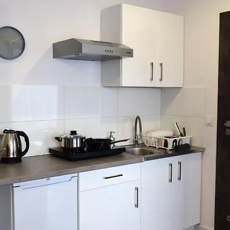 Apartment Blast Nad Morzem